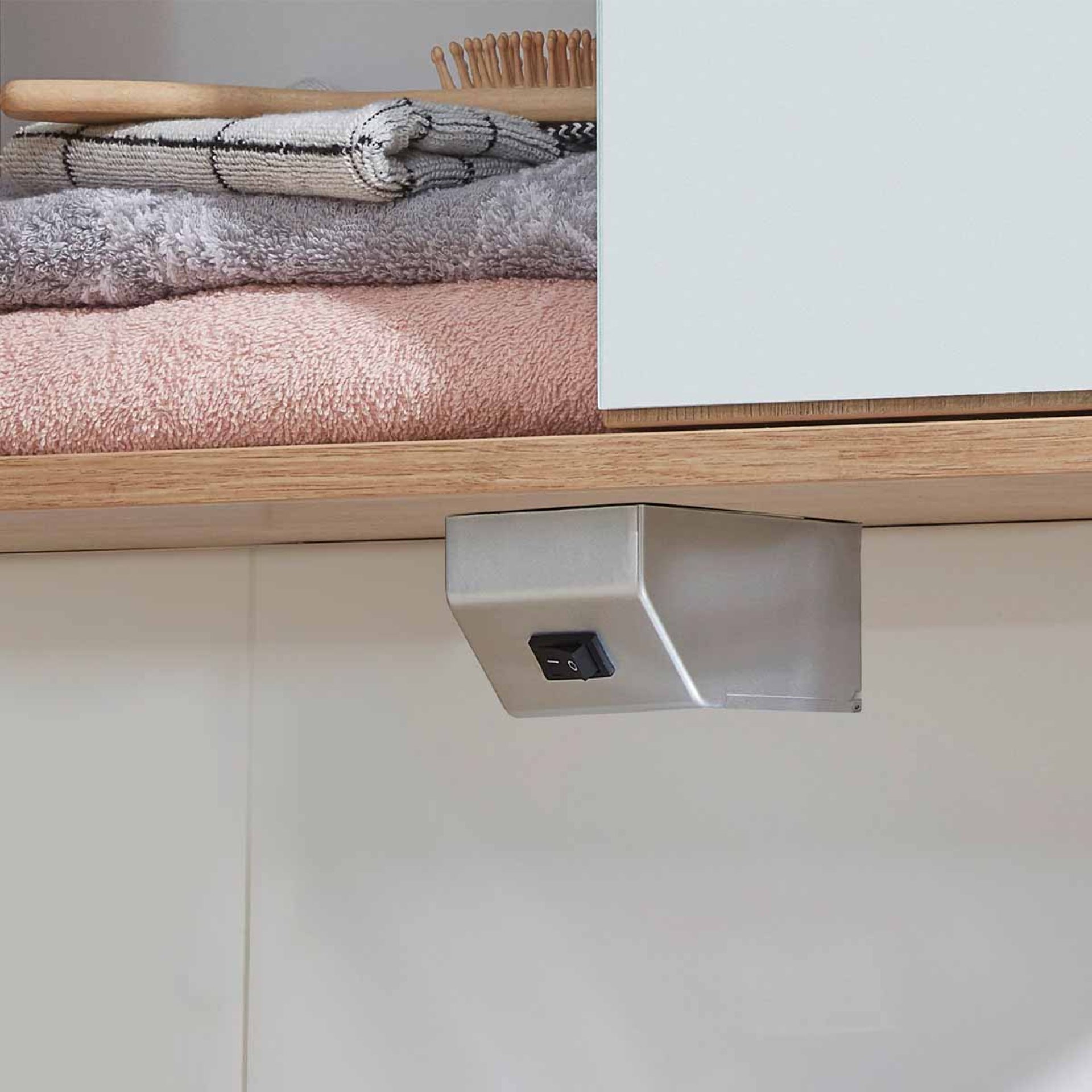 Fackelmann FINN Schalter und Steckdose Silber