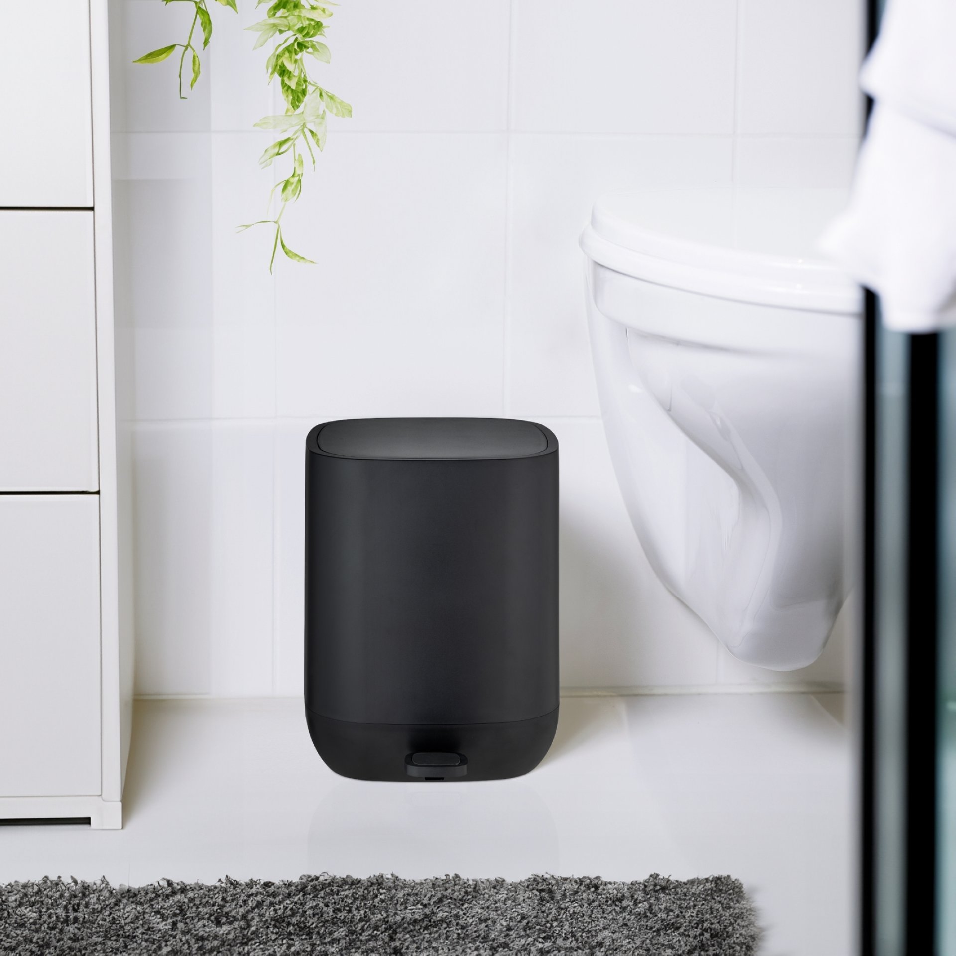 WENKO DAVOS Kosmetikeimer 6,5 Liter, Schwarz, mit Absenkautomatik