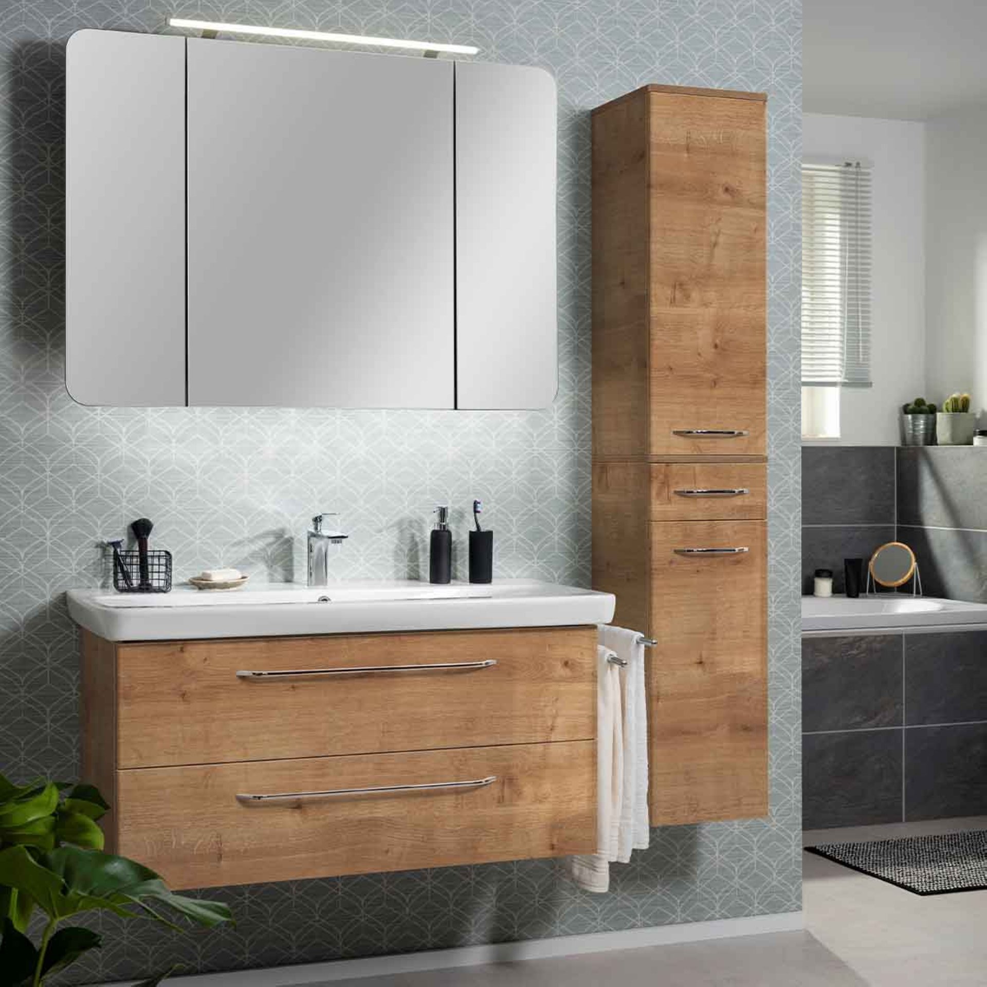 FACKELMANN MILANO Badmöbel Set 4-teilig 88 cm breit, Braun hell, Waschbecken Keramik Weiß + LED Spiegelschrank + Hochschrank