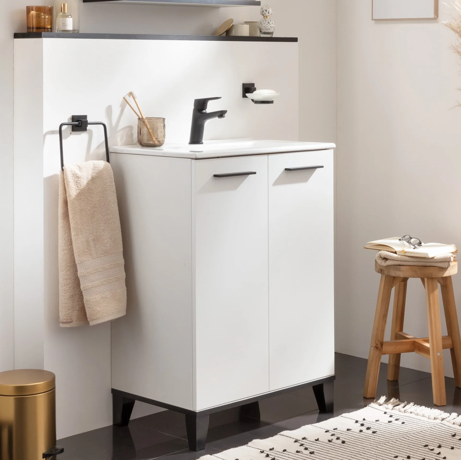 FACKELMANN TE-A Waschbecken mit Unterschrank 60 cm breit, Weiß, Waschbecken Keramik Weiß, mit Füßen