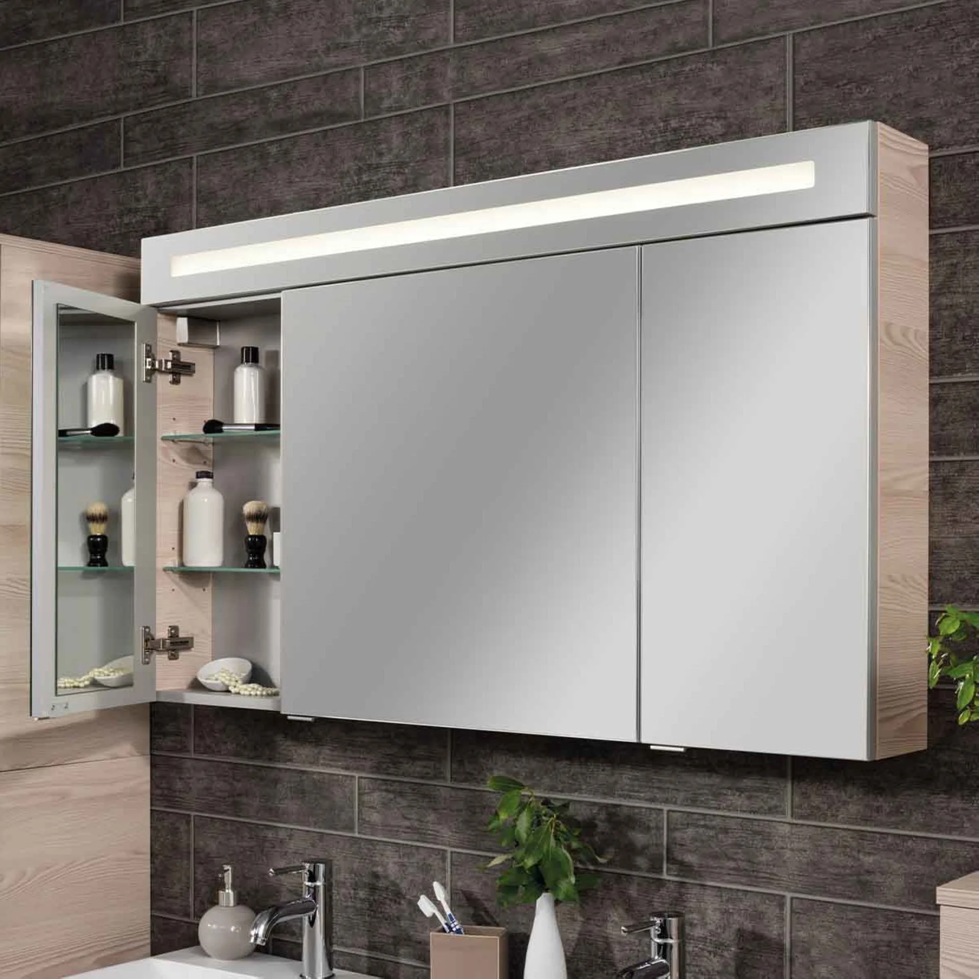 FACKELMANN B.CLEVER Waschtisch Set mit Spiegelschrank 120 cm breit, Braun hell, Waschbecken Gussmarmor Weiß