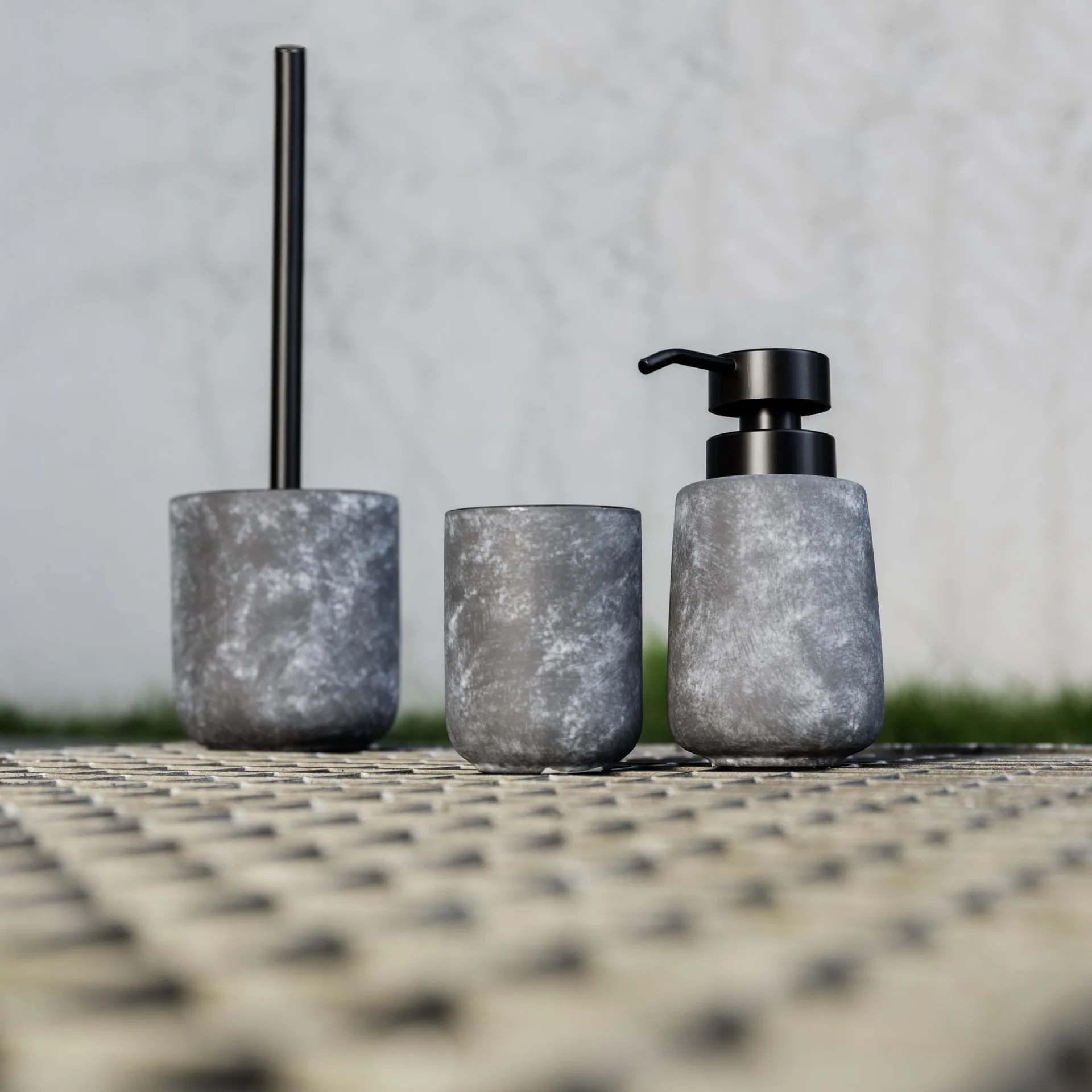 WENKO SACILE Accessoire Set, Grau, Zahnputzbecher, Seifenspender, Keramik