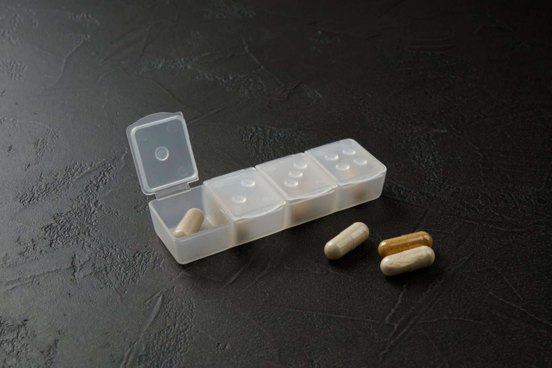 Fackelmann Tablettenbox 4 Fächer