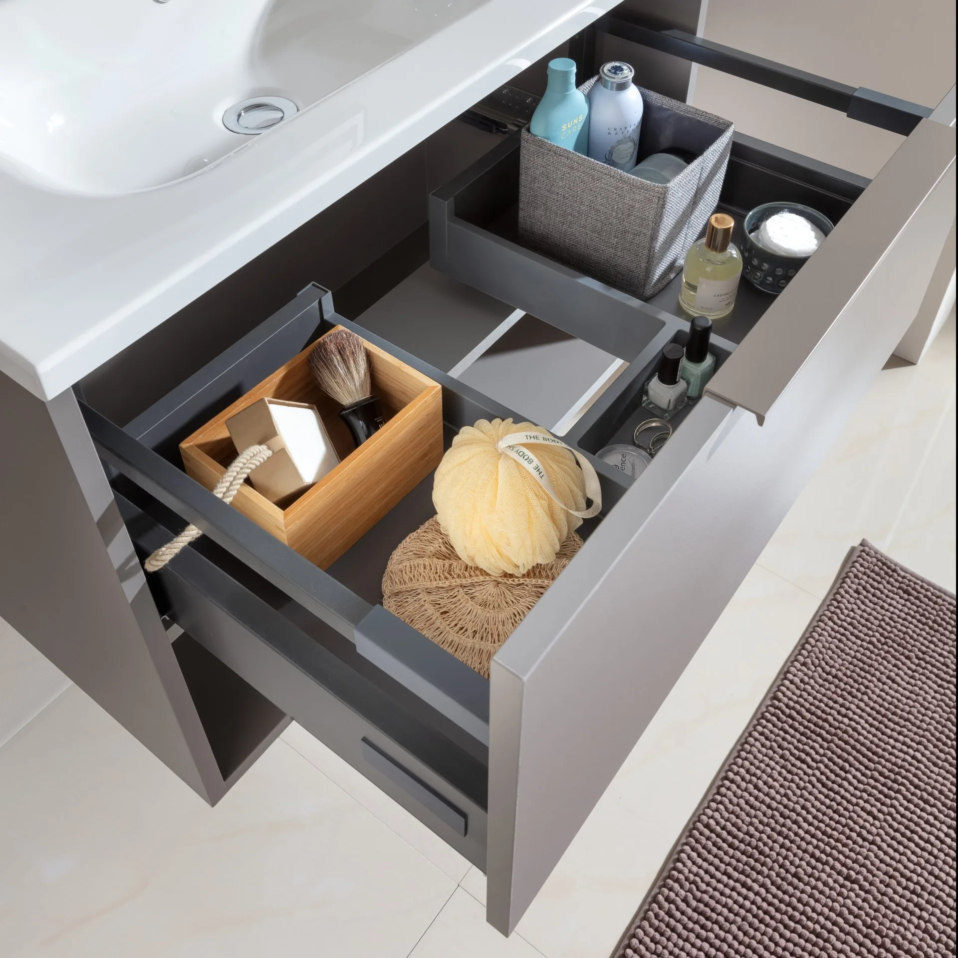 FACKELMANN B.PARIS Waschtisch Set mit Spiegel 70 cm breit, Grau, Waschbecken Gussmarmor Weiß