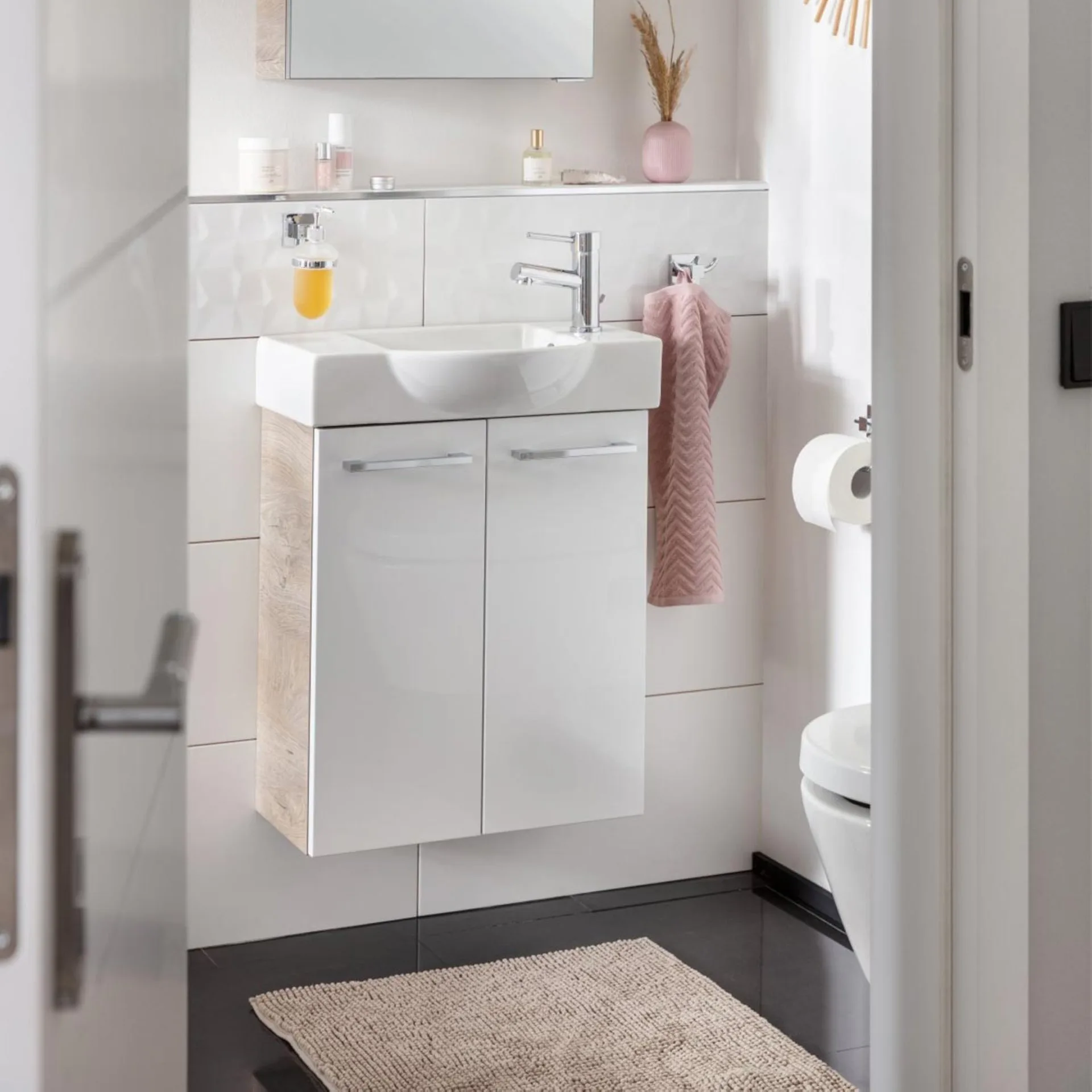 FACKELMANN SBC STANFORD Waschbeckenunterschrank Gäste WC 55 cm breit, Weiß/Braun hell, 2 Türen