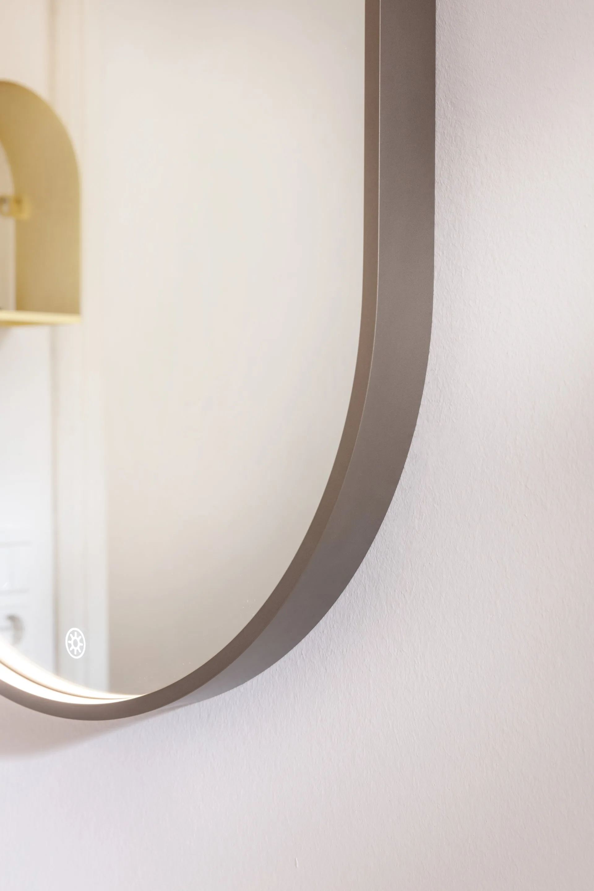 LANZET LED Spiegel 50 cm breit, Goldbronze