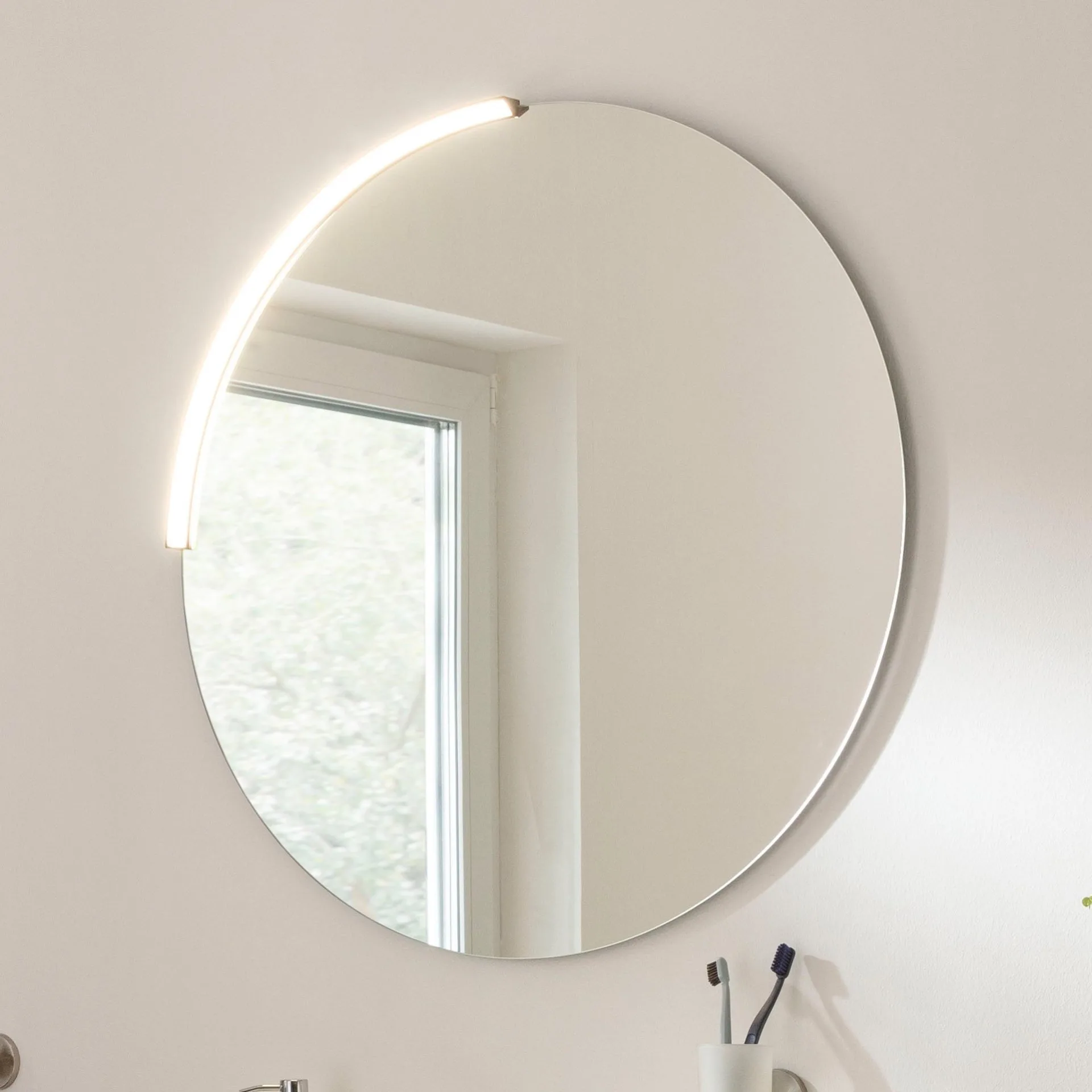 FACKELMANN COMPACT LINE LED Spiegel Ø 80 cm, rund