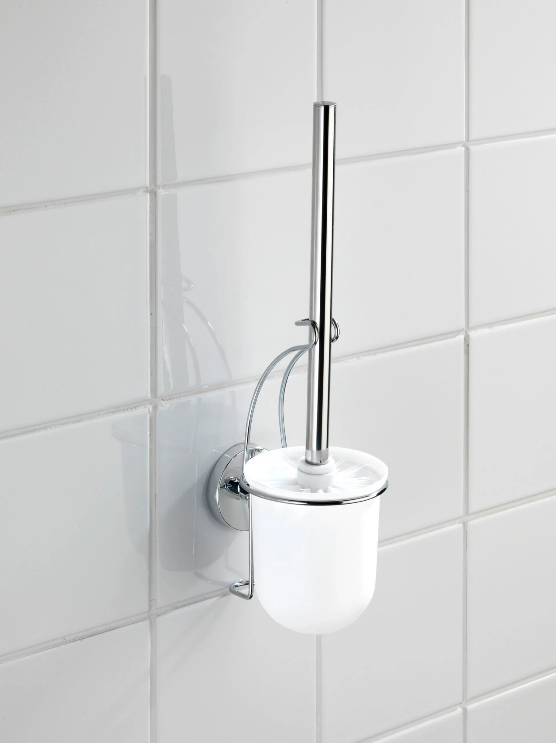 WENKO MILAZZO WC-Garnitur, Chrom,  Befestigen ohne bohren, Vacuum-Loc®