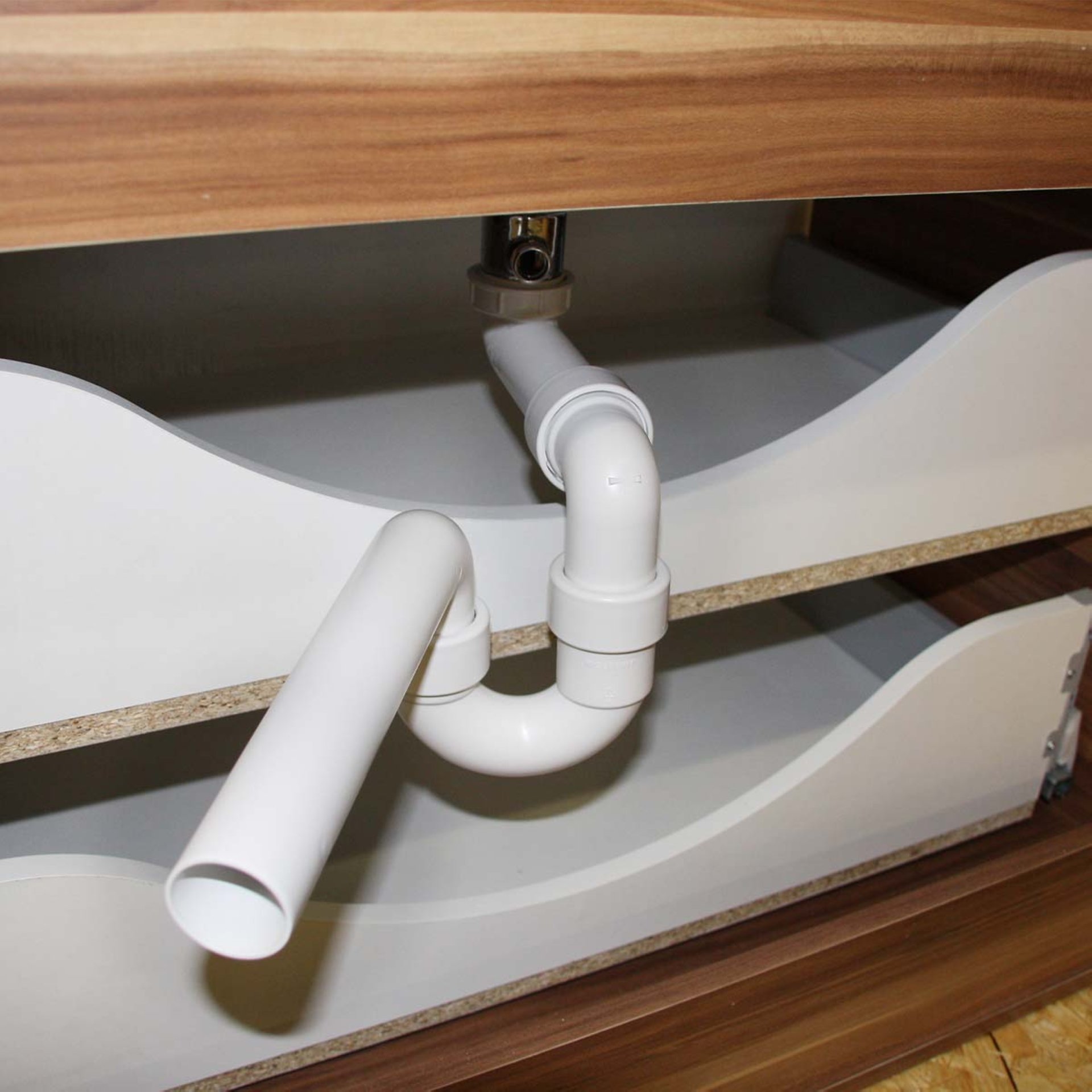 Fackelmann Raumsparsiphon für Waschbeckenunterschränke