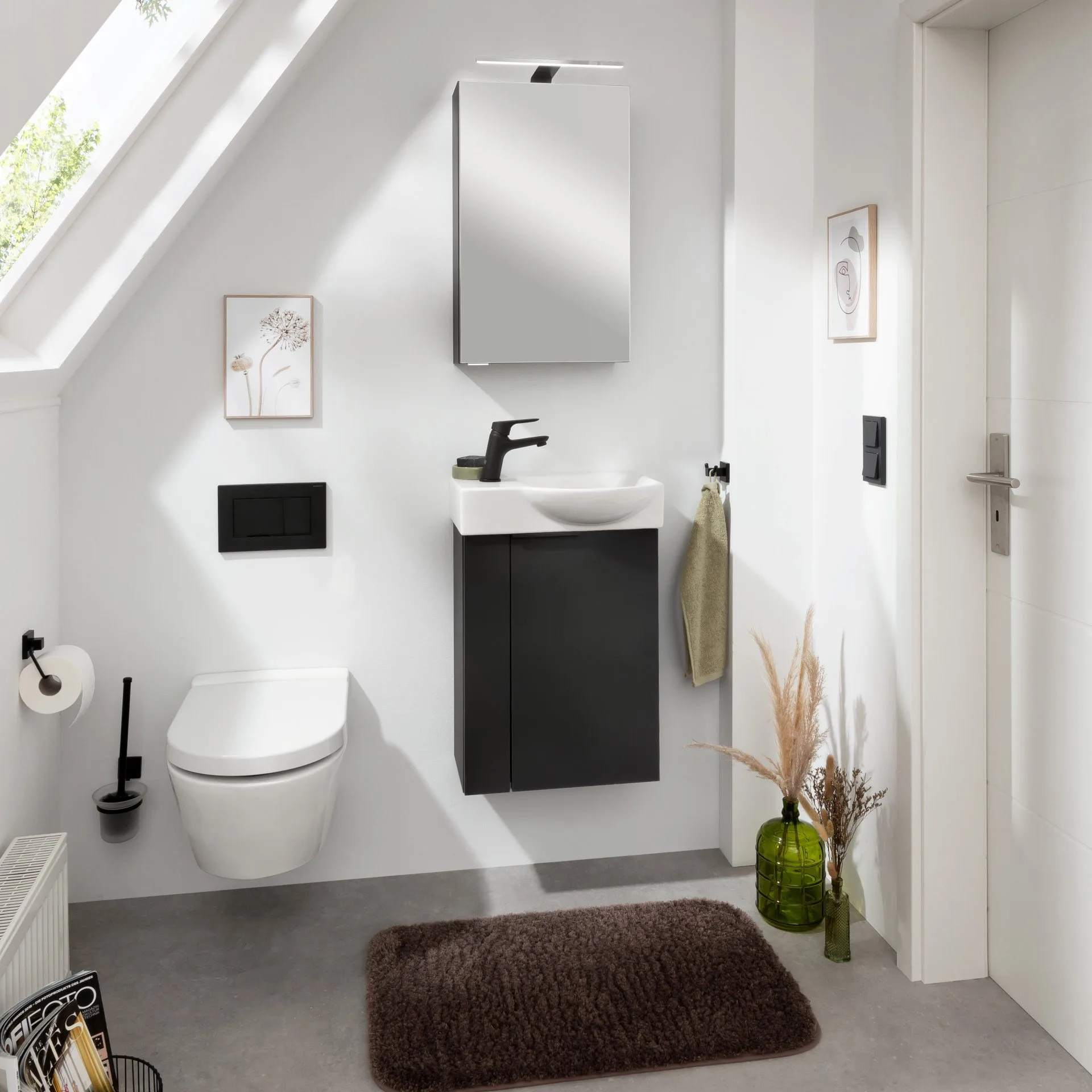 FACKELMANN SBC B.PARIS Waschbeckenunterschrank Gäste WC 45 cm breit, Schwarz matt, Türanschlag rechts