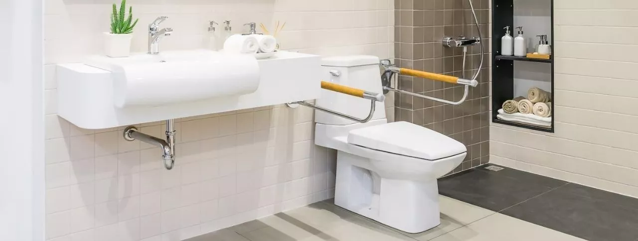 Altersgerechtes Bad – so wird das Bad im Alter sicher