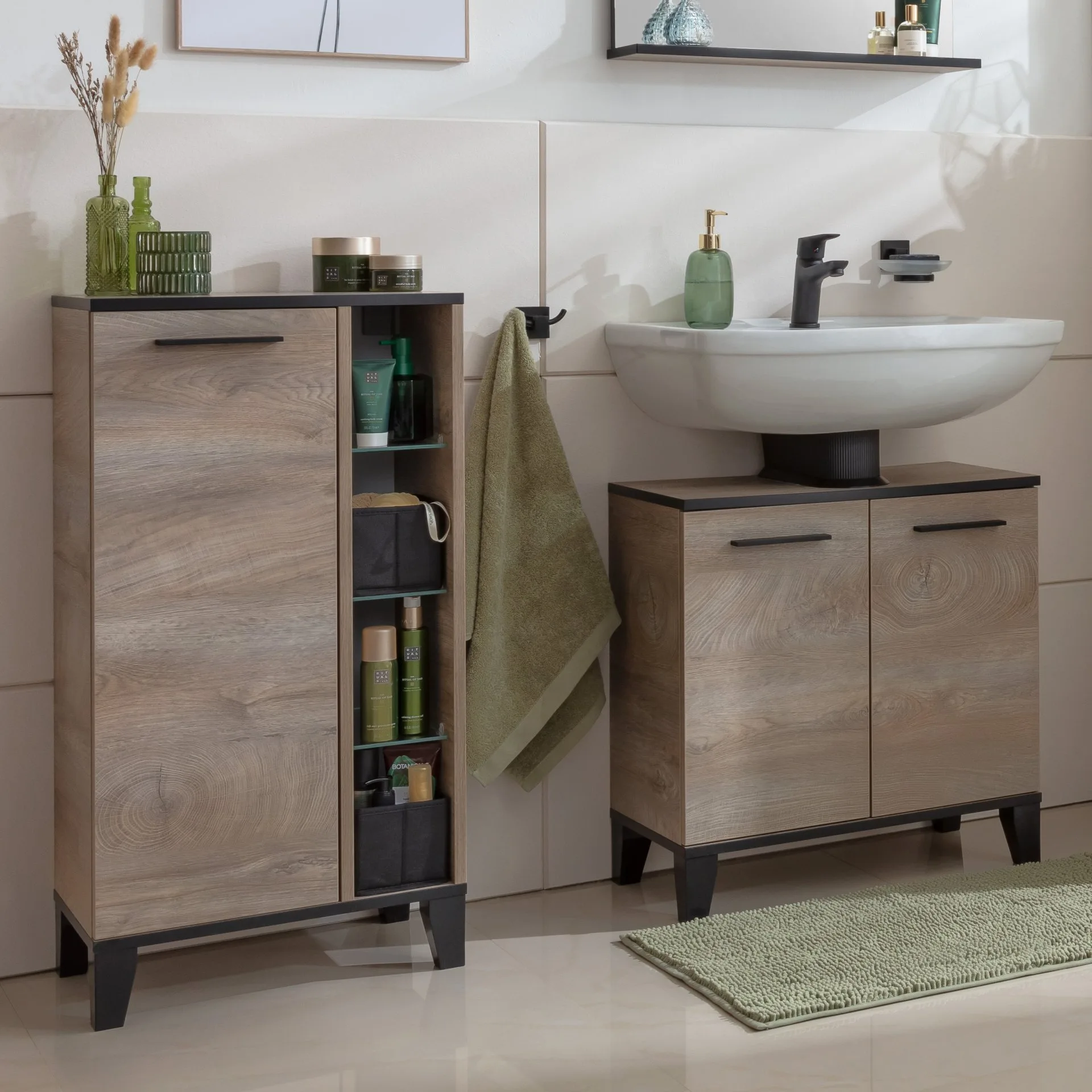 FACKELMANN TE-A Midischrank 47 cm breit, Braun hell, mit Füßen