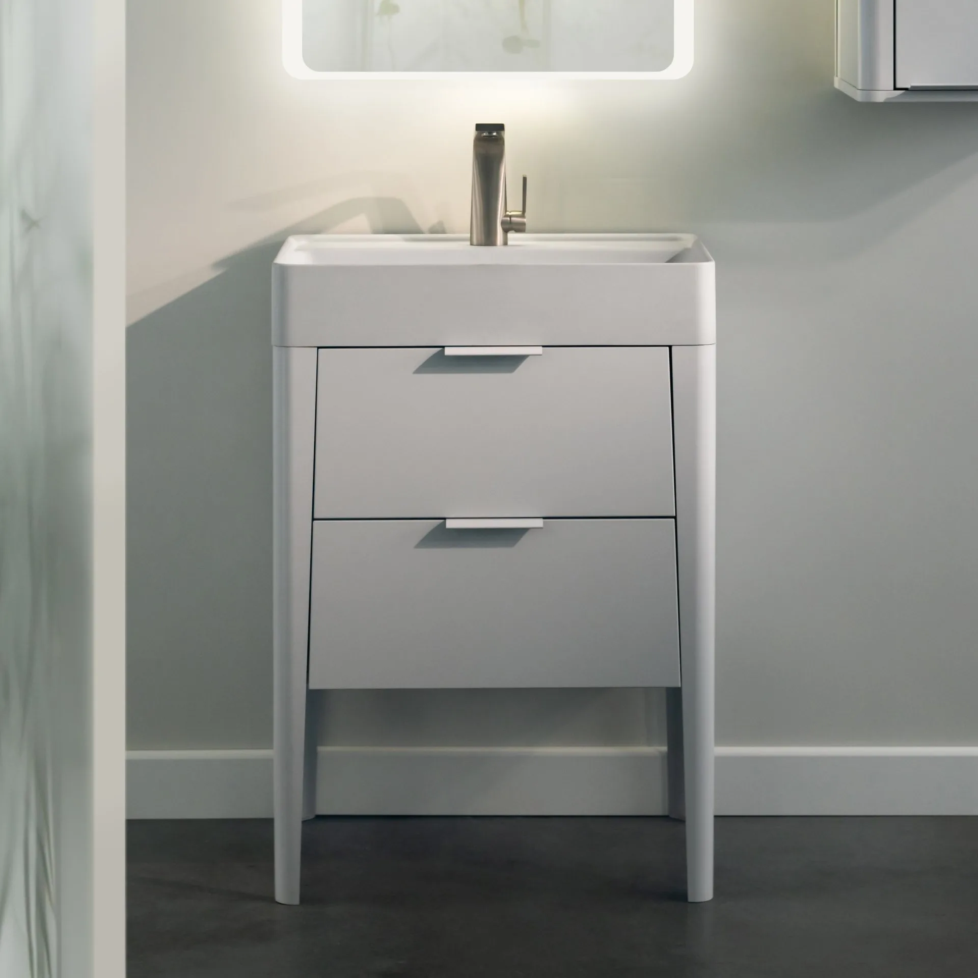 BADEDU SORA Waschbecken mit Unterschrank 60 cm breit, Weiß matt, Waschbecken Quarzkomposit Weiß, aus Aluminium, mit Füßen
