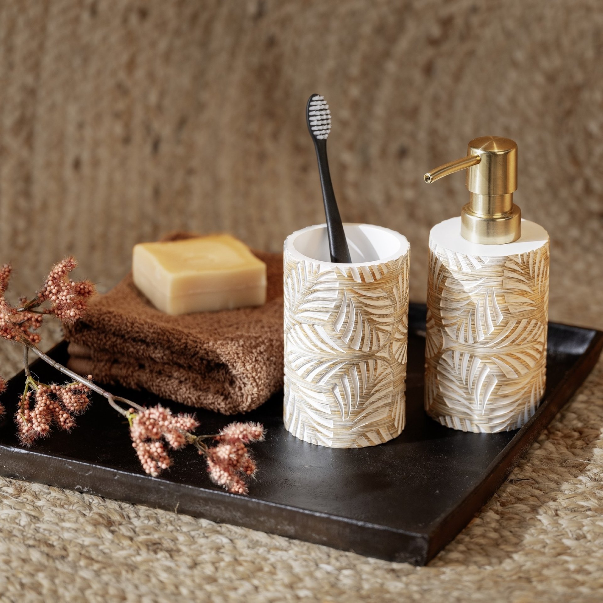 WENKO TERRALBA Accessoire Set, Weiß/Gold, Zahnputzbecher, Seifenspender, Keramik