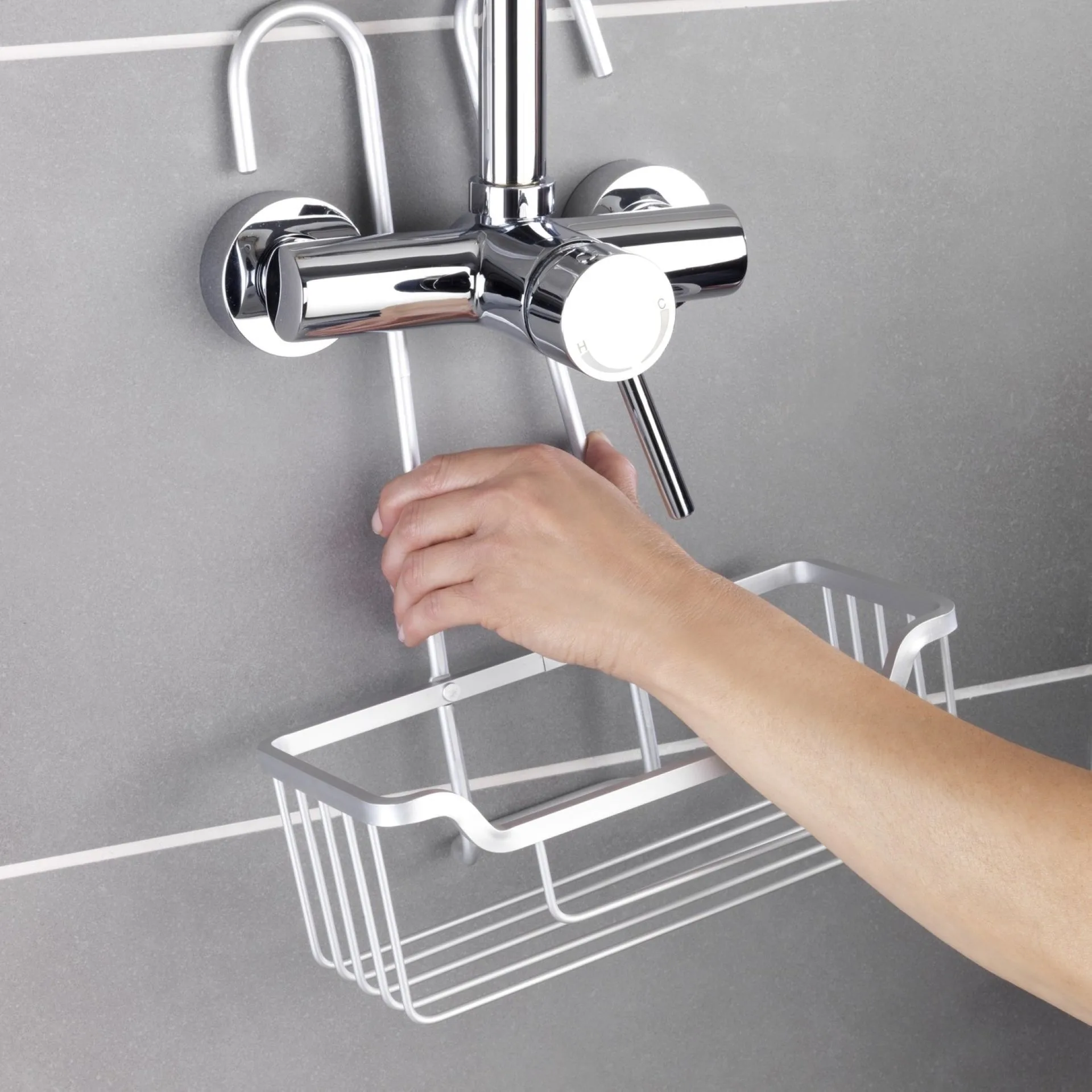 WENKO MILO Duschablage, Silber, Aluminium, zum Einhängen