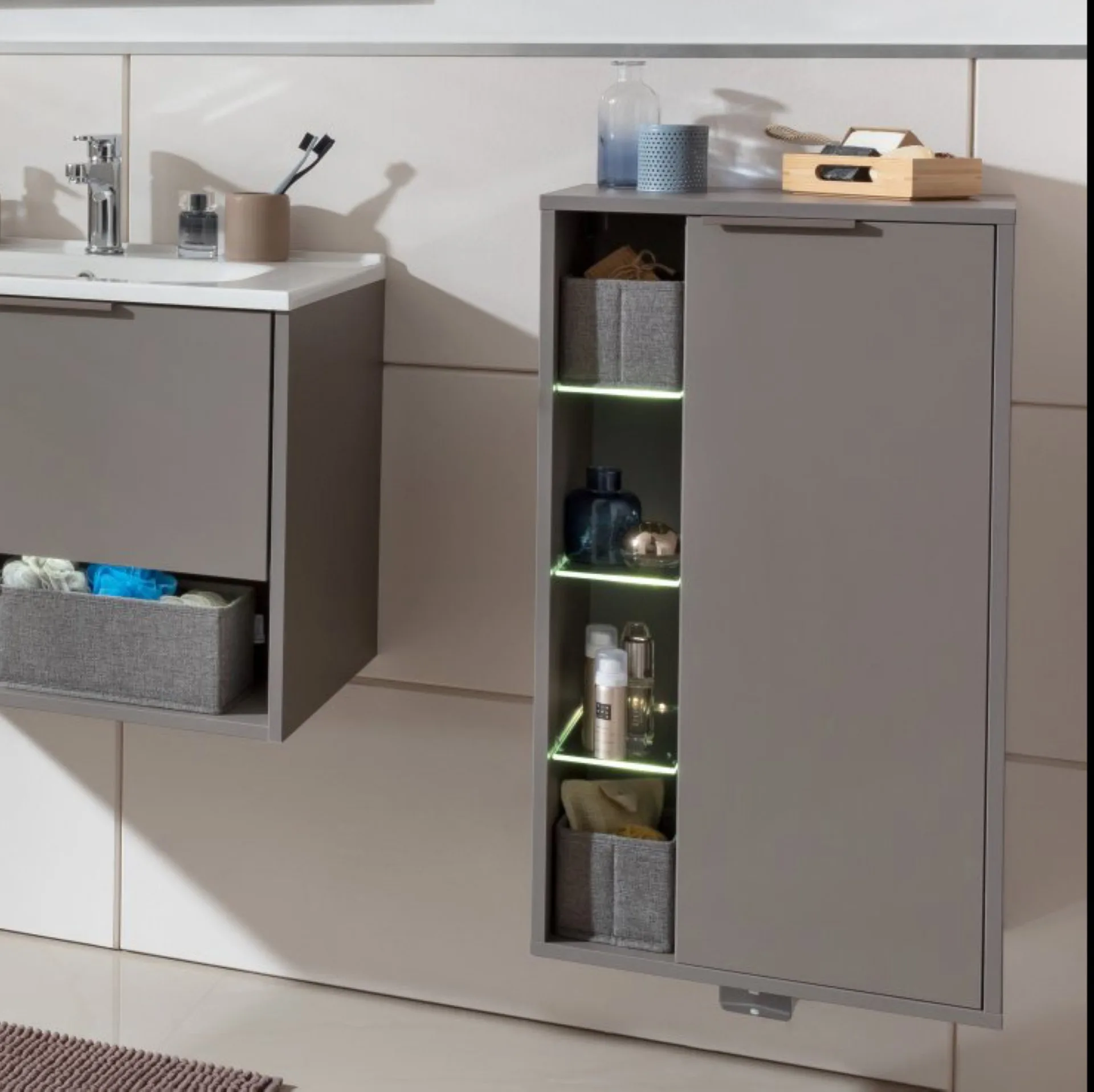 FACKELMANN B.PARIS Midischrank 47 cm breit, Grau, Türanschlag rechts