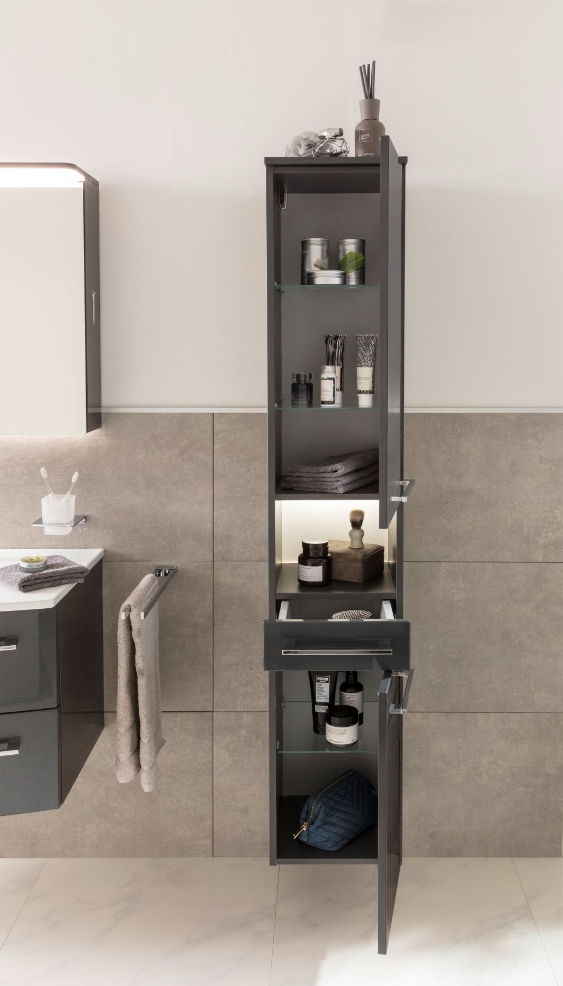 Lanzet Hochschrank mit Nische 30 cm, rechts, Anthrazit