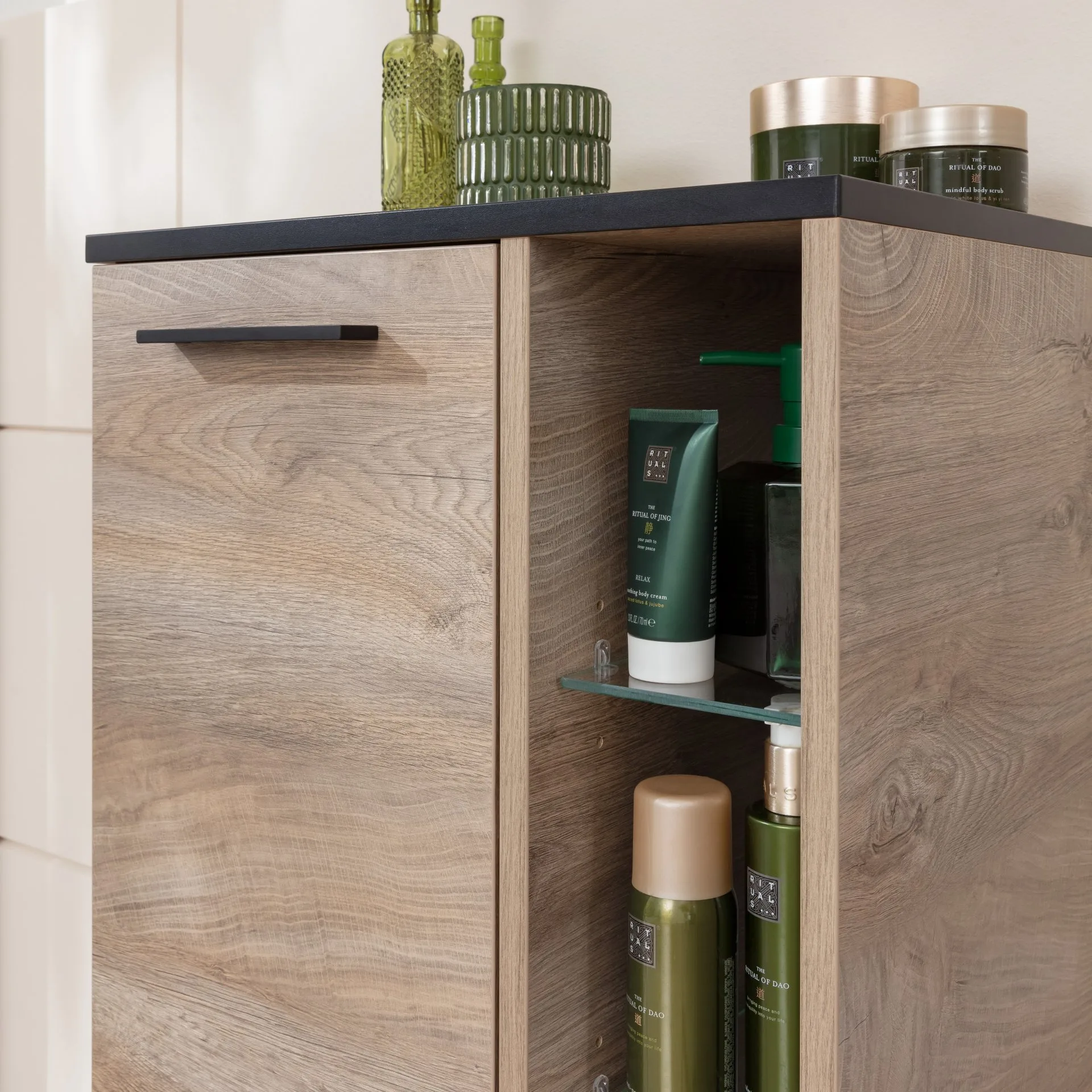 FACKELMANN TE-A Midischrank 47 cm breit, Braun hell, mit Füßen