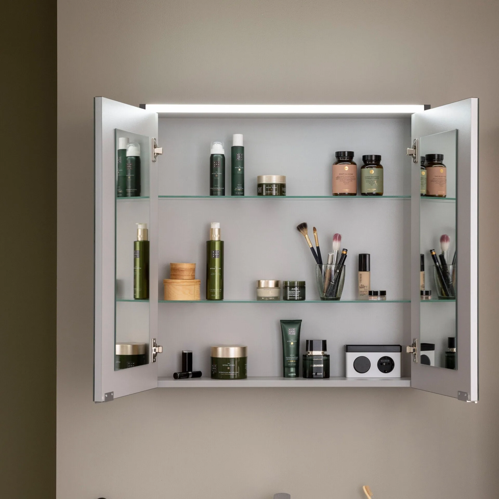 FACKELMANN B.ROUND LED Spiegelschrank 70 cm breit, Anthrazit