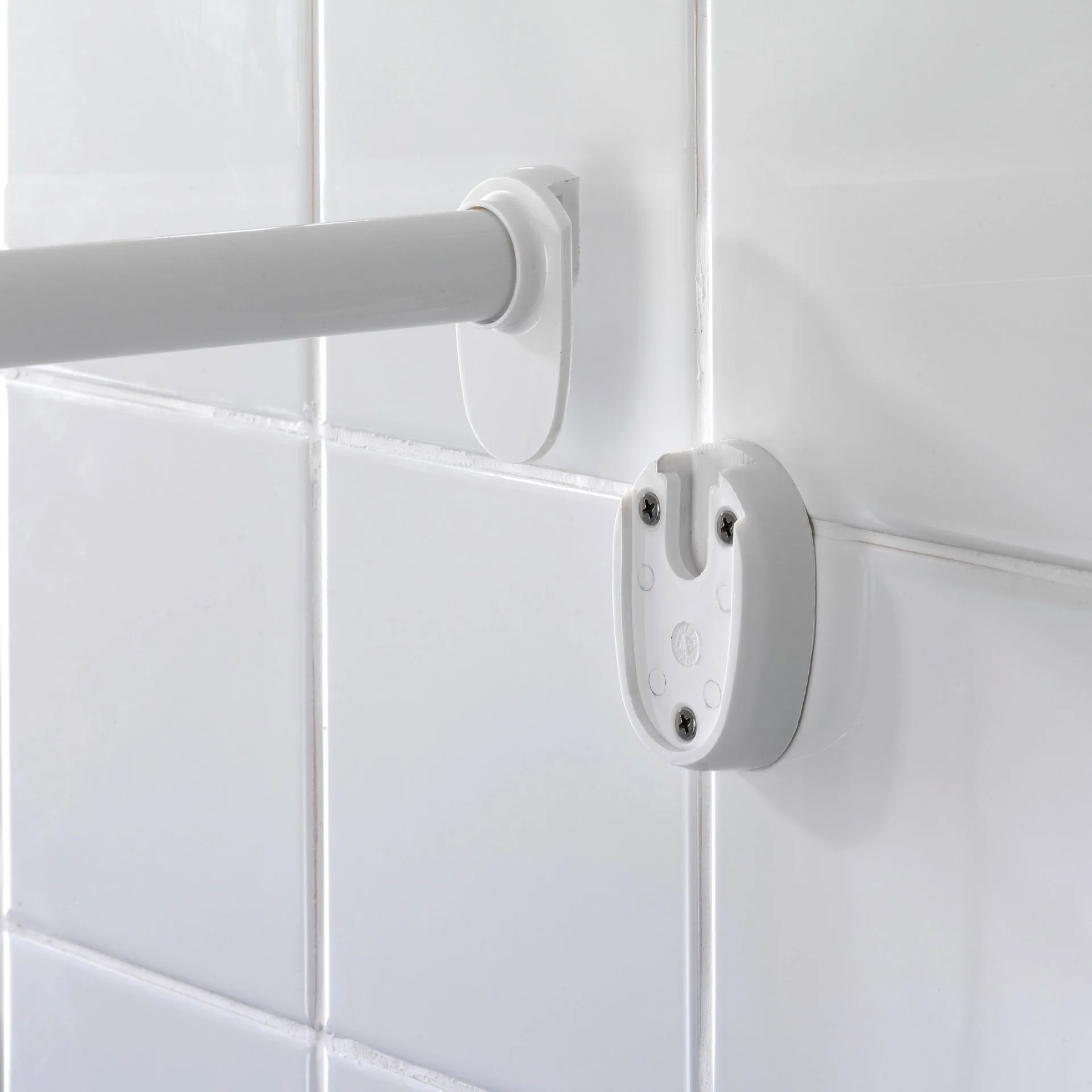 WENKO UNIVERSAL Duschstange 2,5 cm, Weiß, variabel
