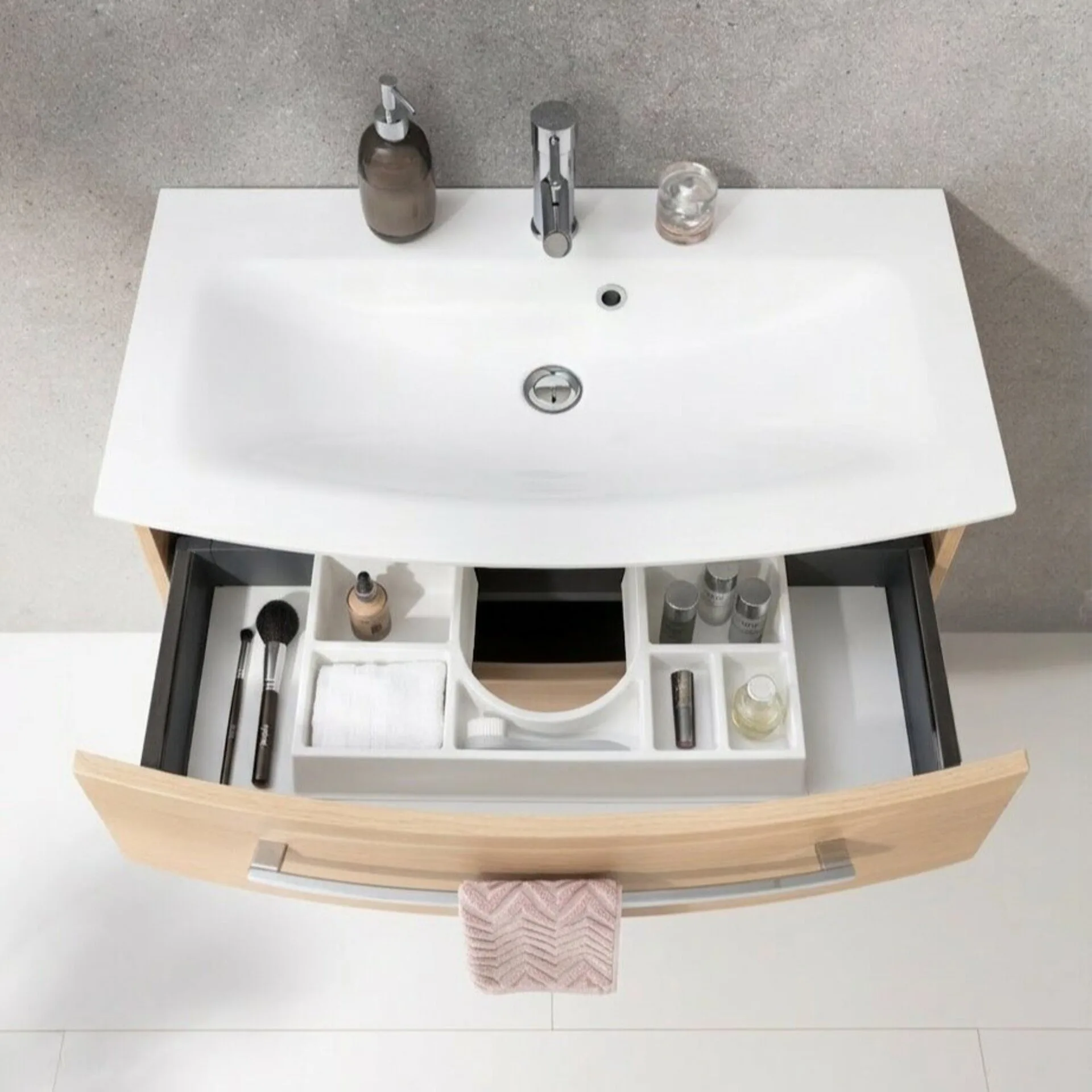 FACKELMANN B.STYLE Badmöbel Set 4-teilig 83 cm breit, Braun, Waschbecken Gussmarmor Weiß + LED-Spiegelschrank + Midischrank Türanschlag rechts
