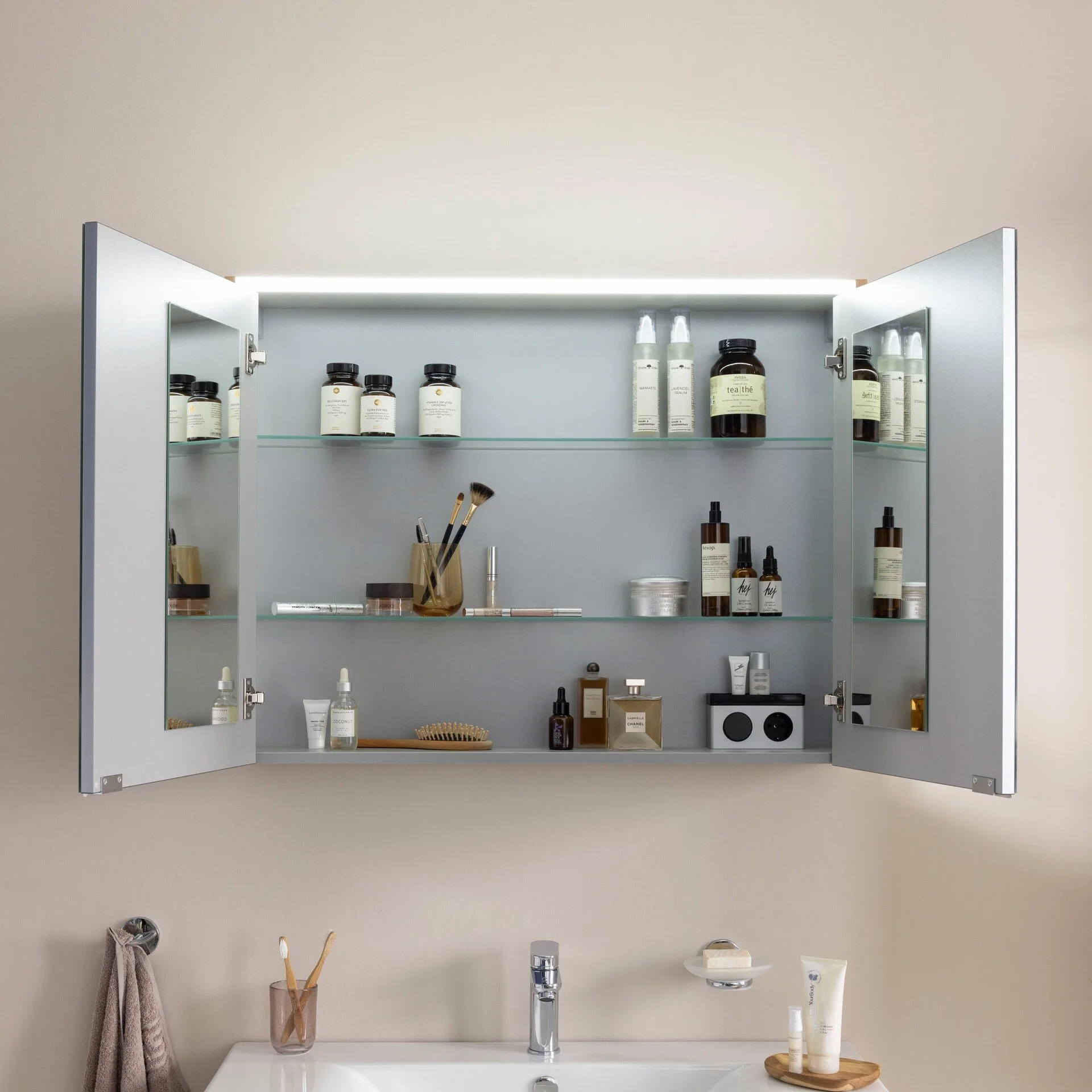 FACKELMANN B.ROUND LED Spiegelschrank 90 cm breit, Braun