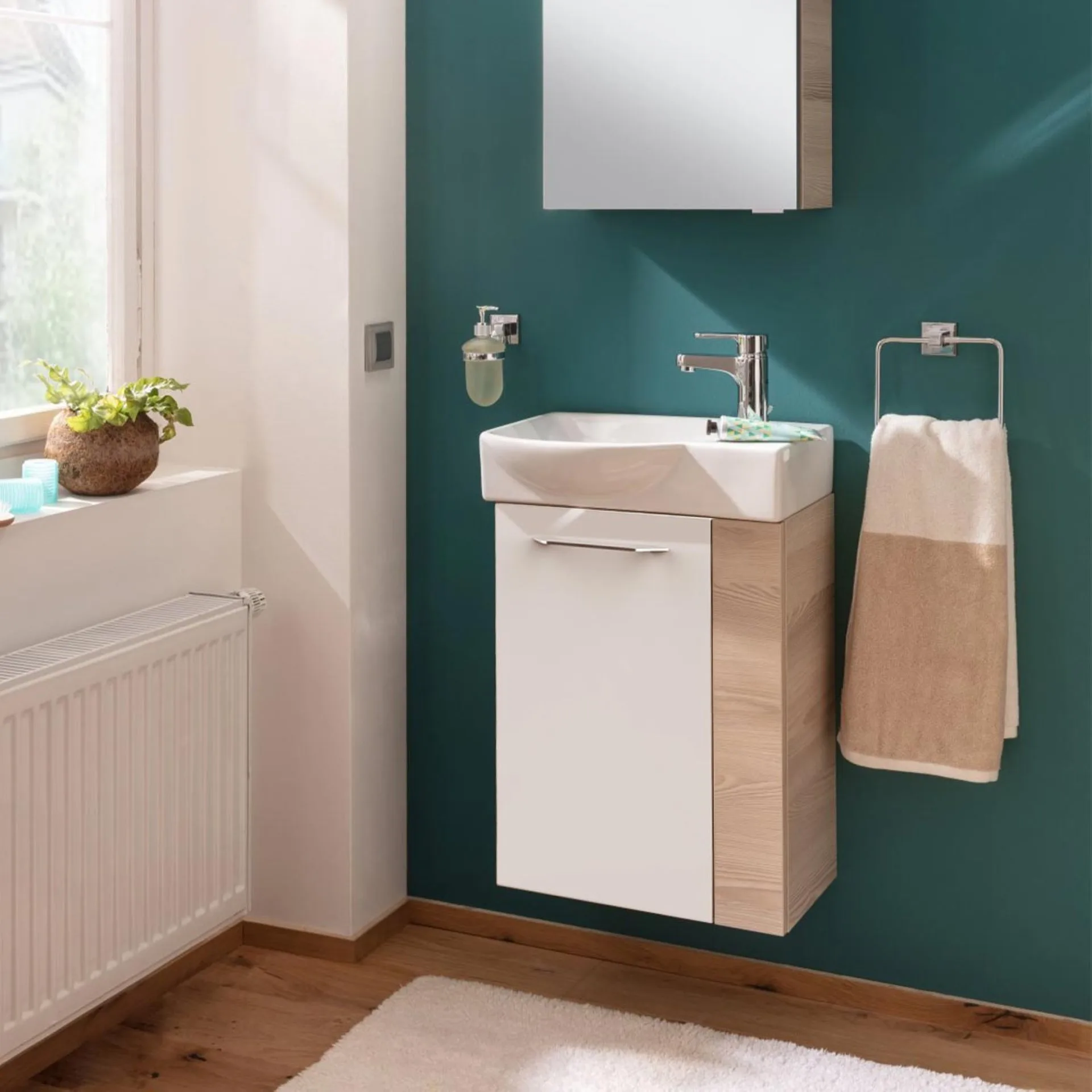 FACKELMANN SBC B.CLEVER Waschbeckenunterschrank Gäste WC 45 cm breit, Weiß/Braun hell, Türanschlag links