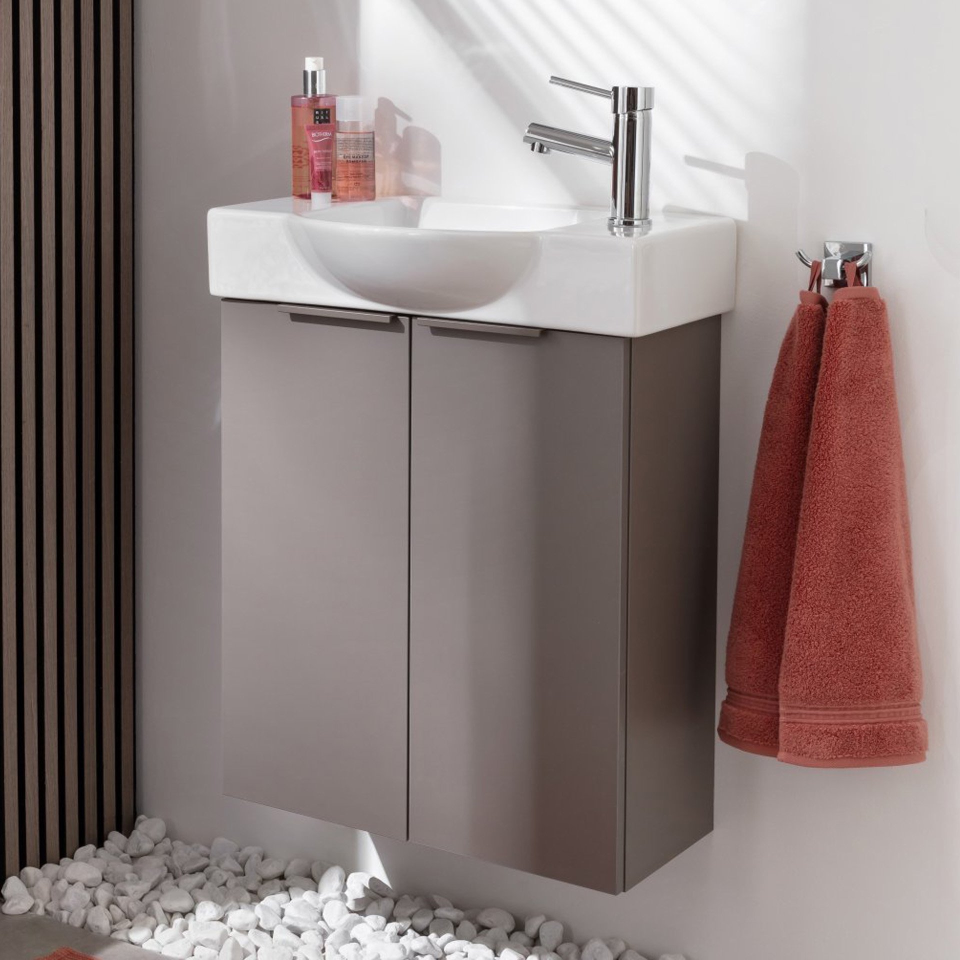 FACKELMANN SBC B.PARIS Gäste WC Waschtisch Set 55 cm breit, Grau, Waschbecken Keramik Weiß, Hahnloch rechts