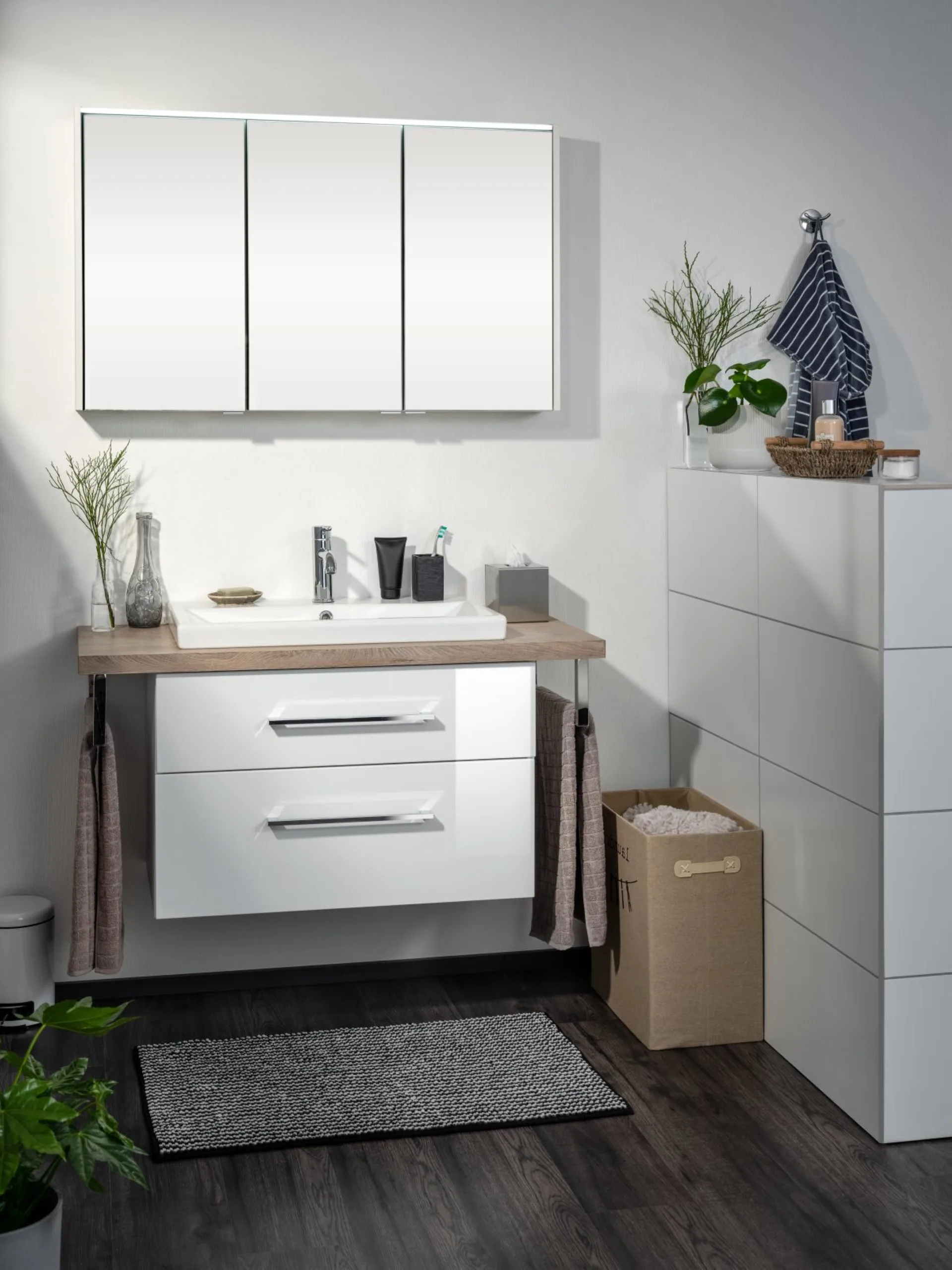 FACKELMANN HYPE 3.0 Waschtischplatte 60 cm breit, Braun, Länge individuell bestellbar