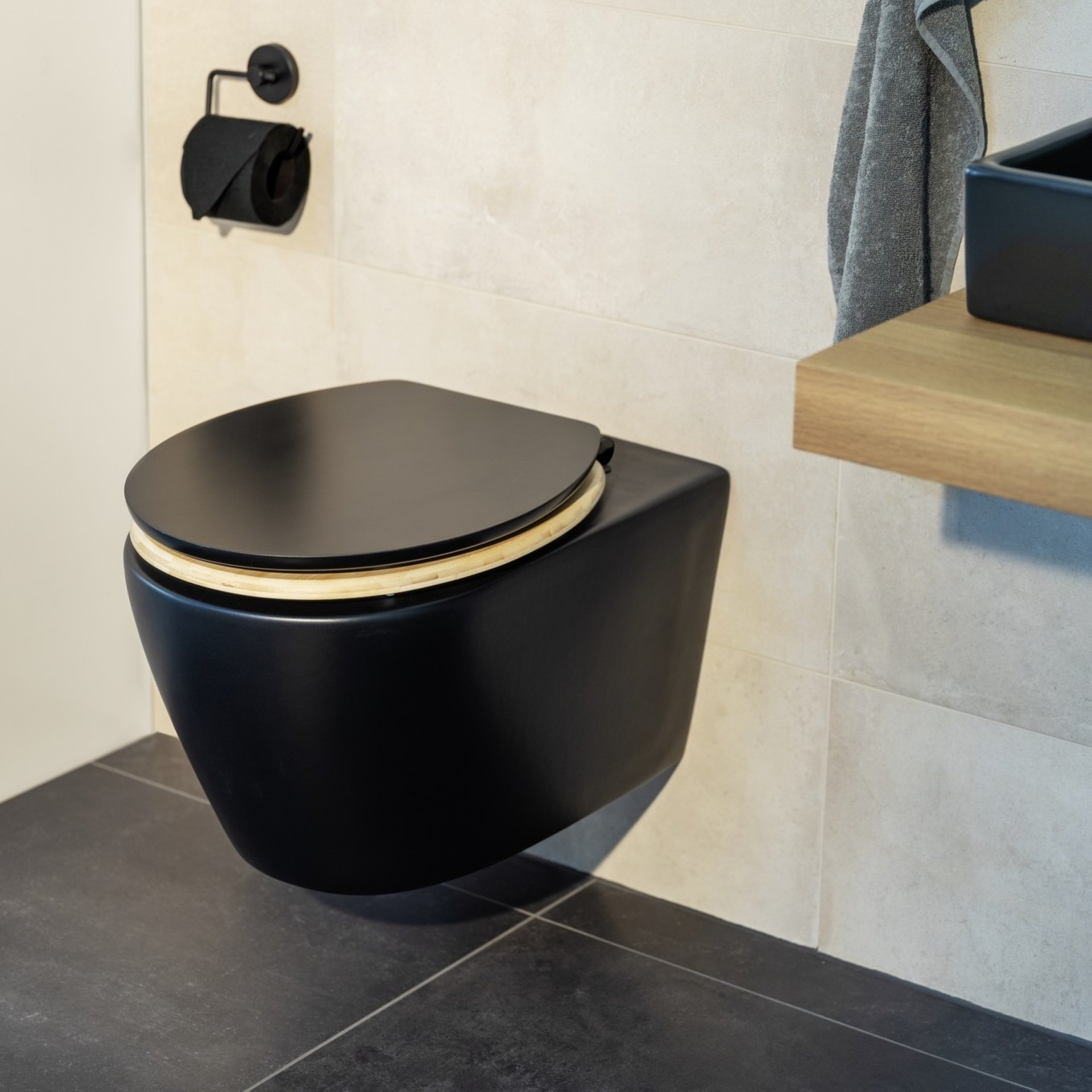 WENKO BAMBUSA WC-Sitz, Schwarz/Braun, mit Absenkautomatik, aus MDF/Bambus