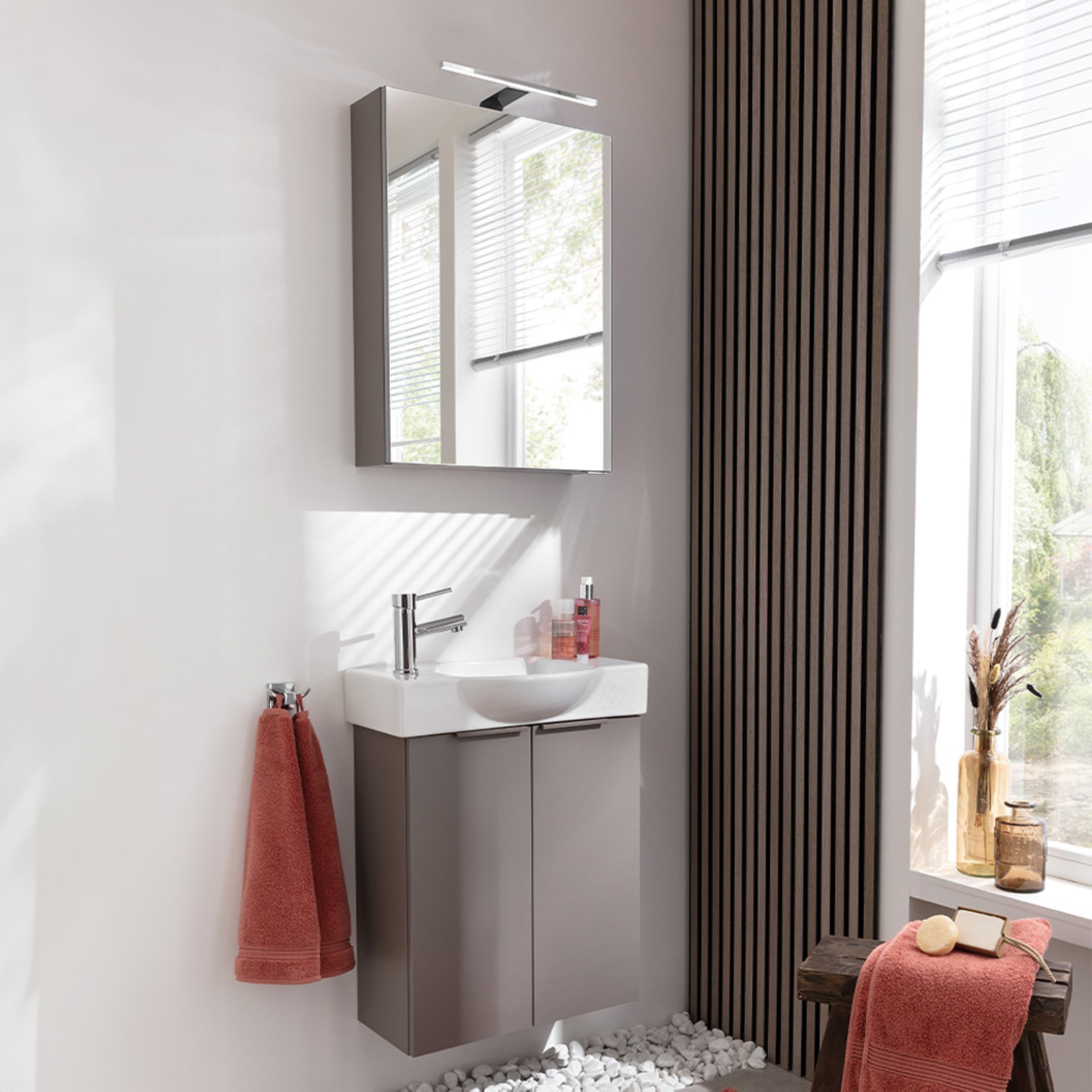 FACKELMANN SBC B.PARIS Gäste WC Waschtisch Set mit Spiegelschrank 55 cm breit, Grau, Türanschlag links