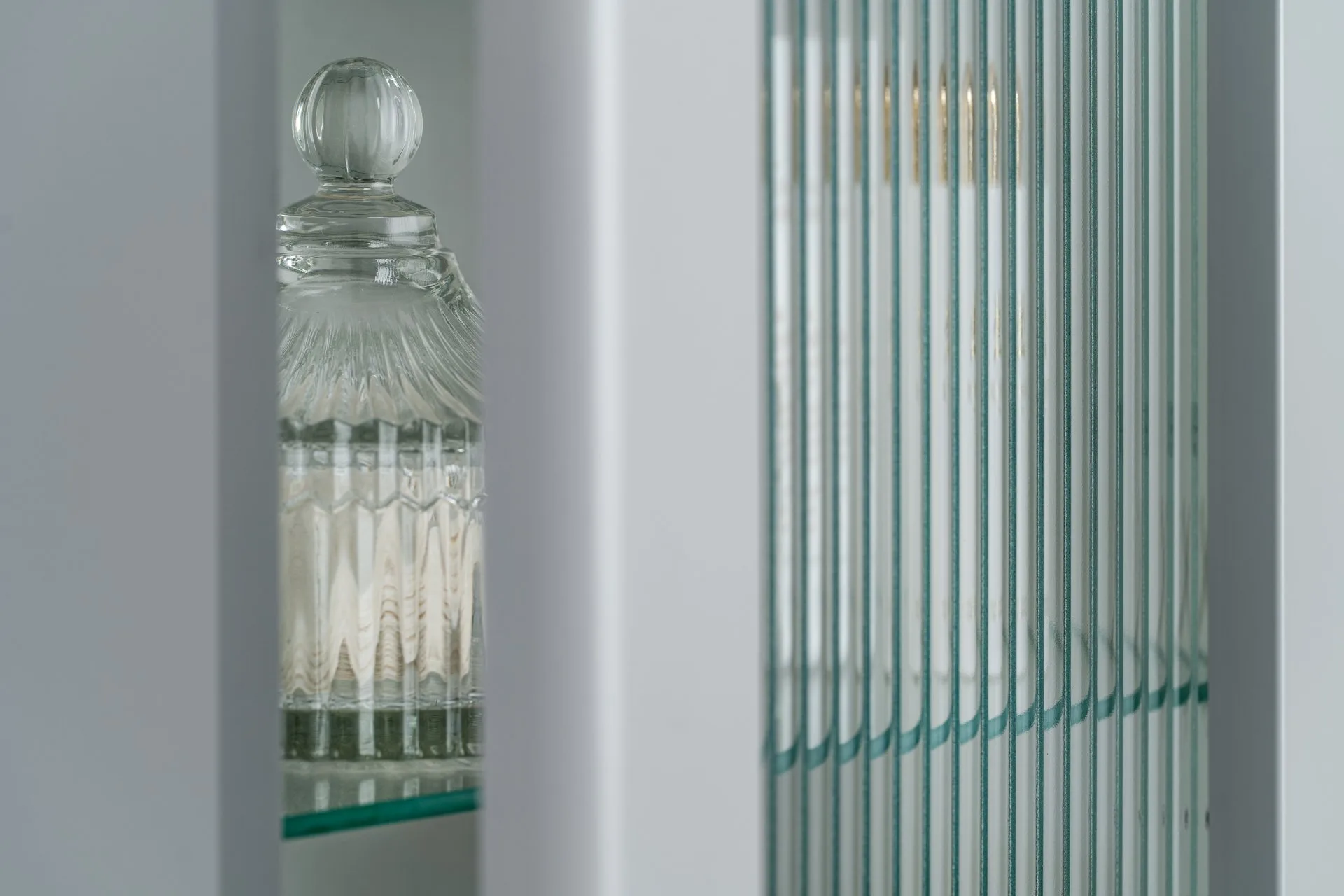 BADEDU PINA Hochschrank 35 cm breit, Grau