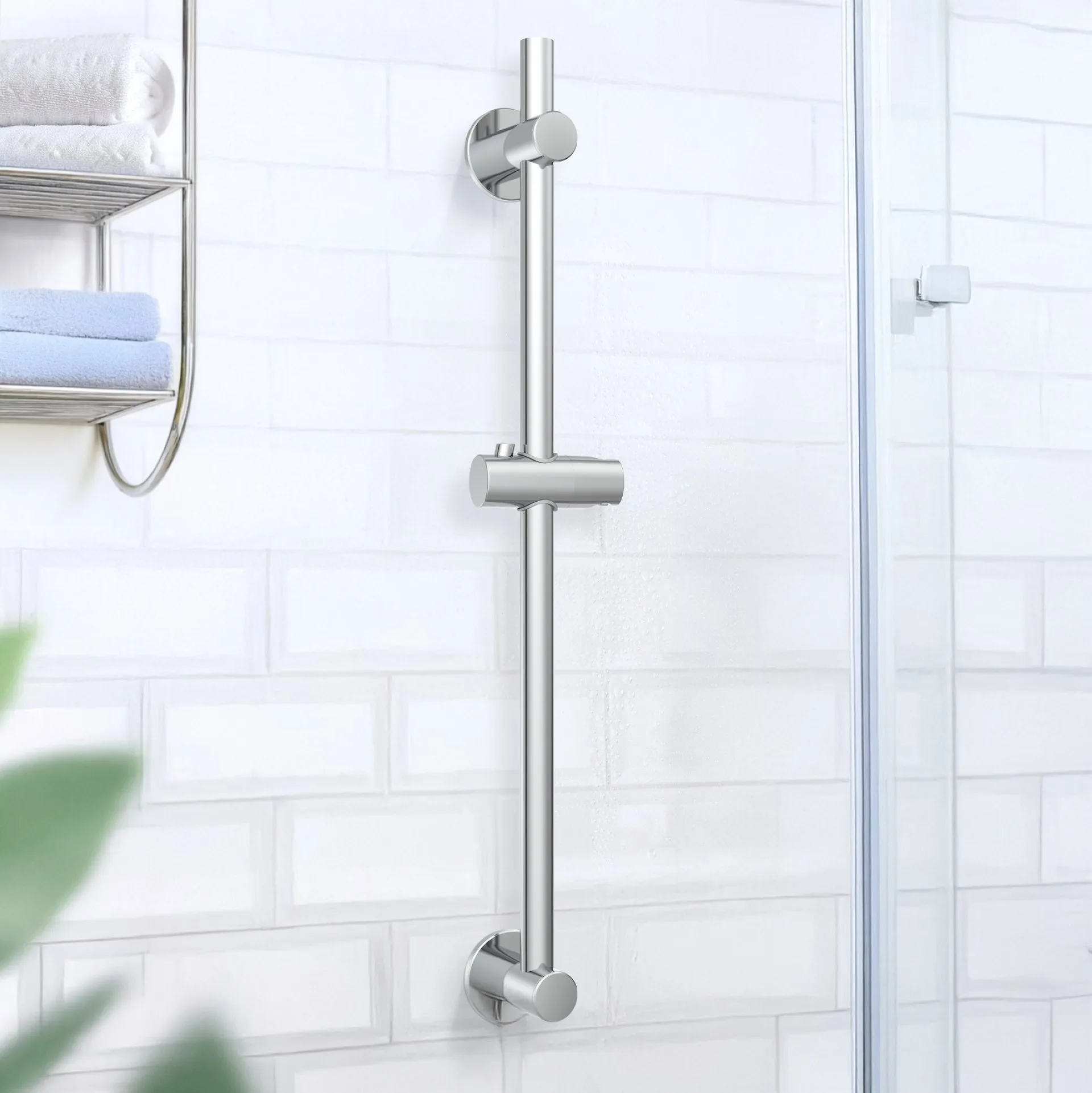 WENKO Duschkopfstange 70 cm, Chrom, Befestigen ohne Bohren