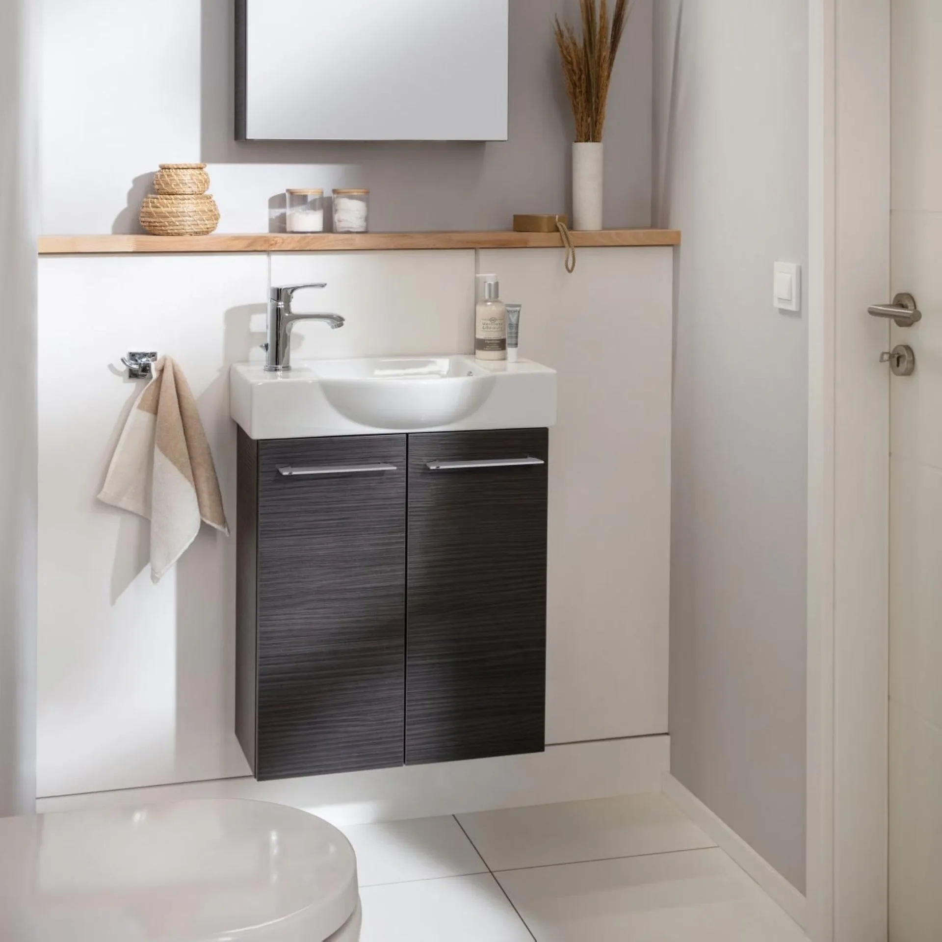 FACKELMANN SBC B.PERFEKT Waschbeckenunterschrank Gäste WC 55 cm breit, Anthrazit Holzoptik, 2 Türen