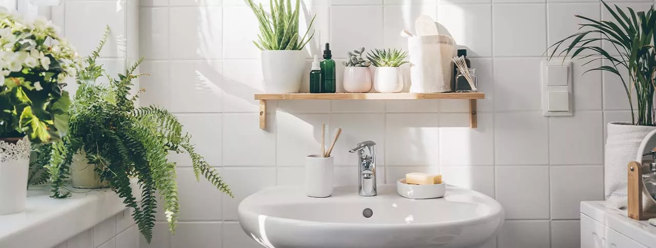 Badregale für die Wand – einfache Montage für Deine Wellness-Oase