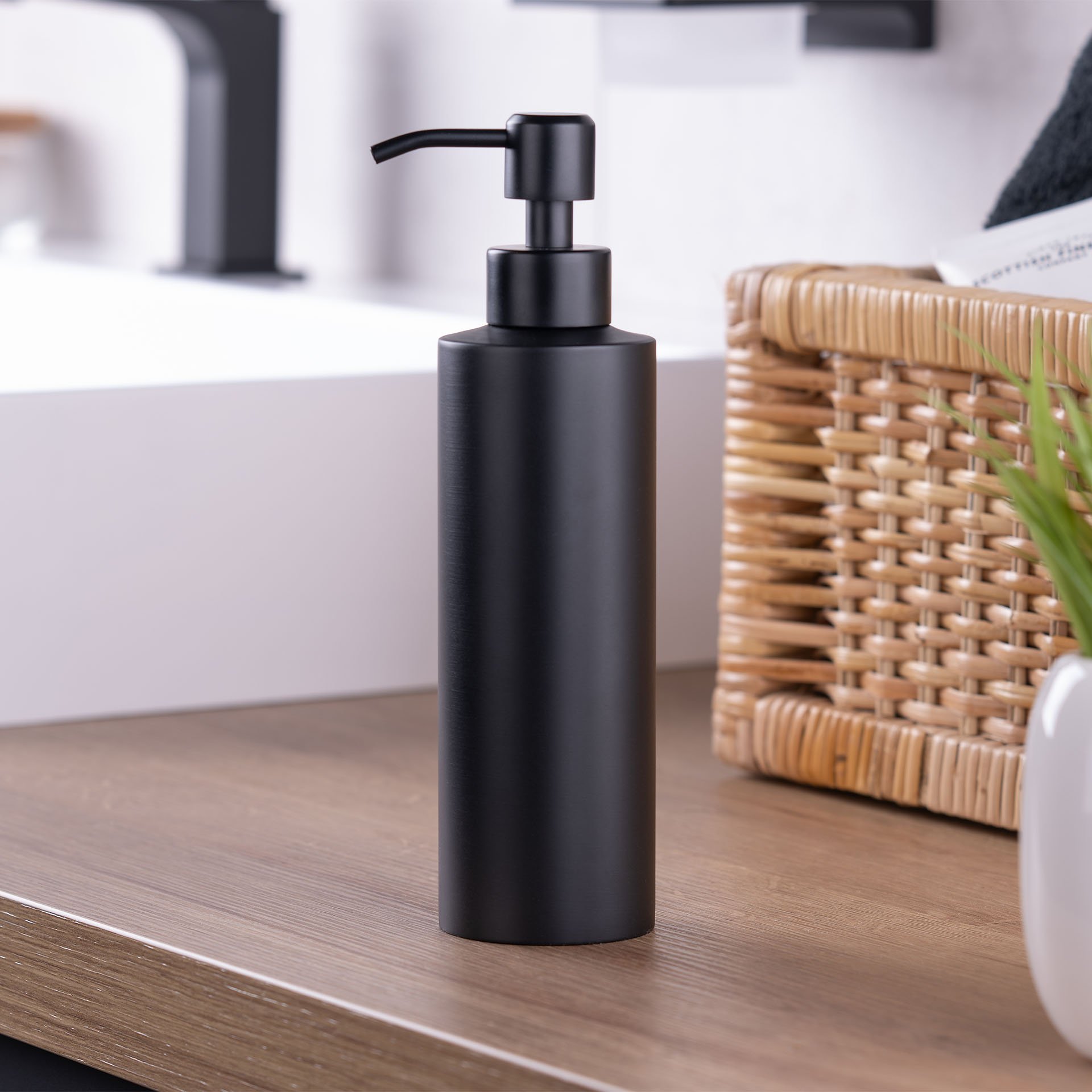 Seifenspender schwarz matt
