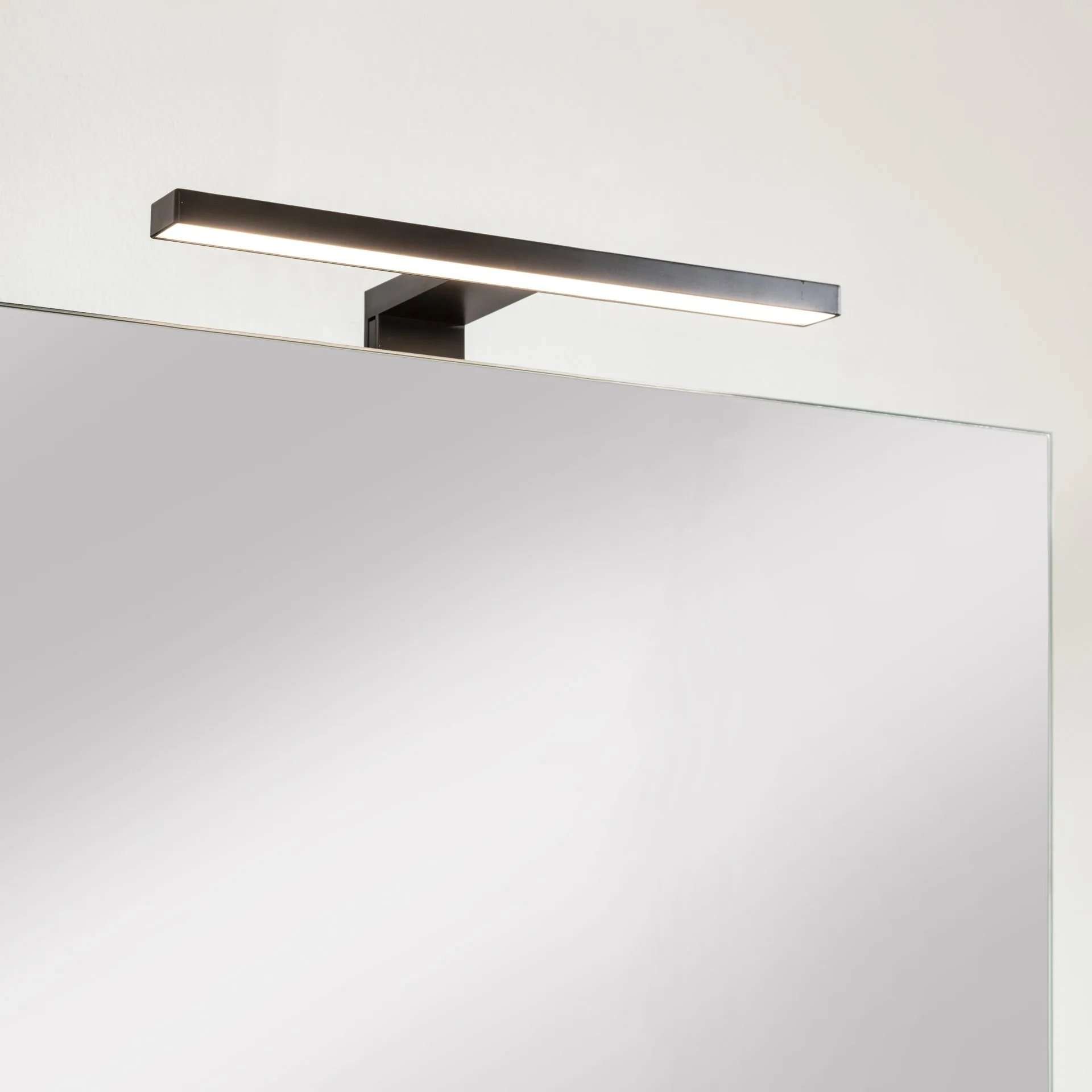 FACKELMANN TE-A Spiegel 60 cm breit, Braun hell, mit Ablage